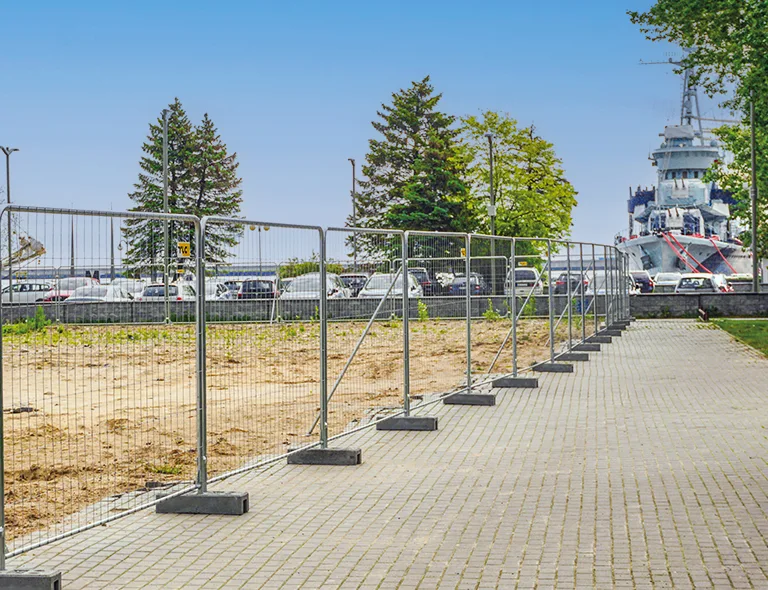 Czy&nbsp;ogrodzenie terenu budowy jest obowiązkowe?